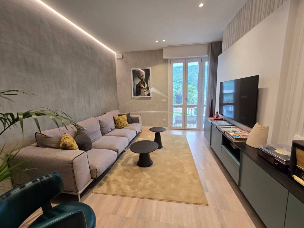 appartamento in vendita a Borgosesia