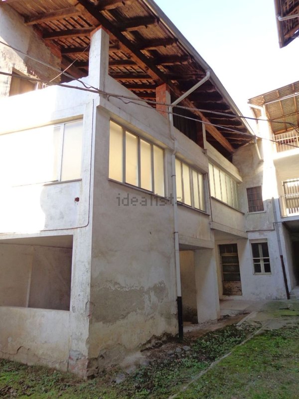 appartamento in vendita a Borgosesia