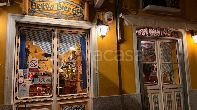 negozio in vendita a Borgosesia