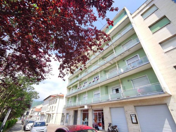 appartamento in vendita a Borgosesia