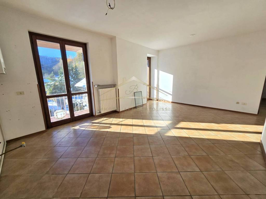 casa indipendente in vendita a Borgosesia