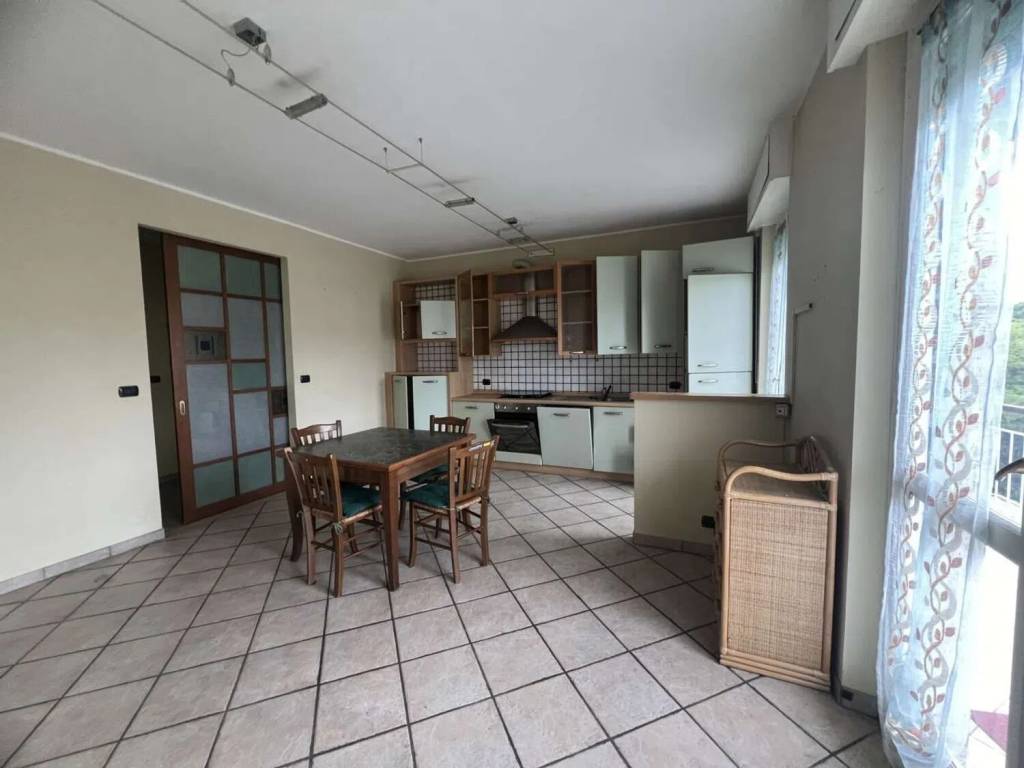 appartamento in vendita a Borgosesia