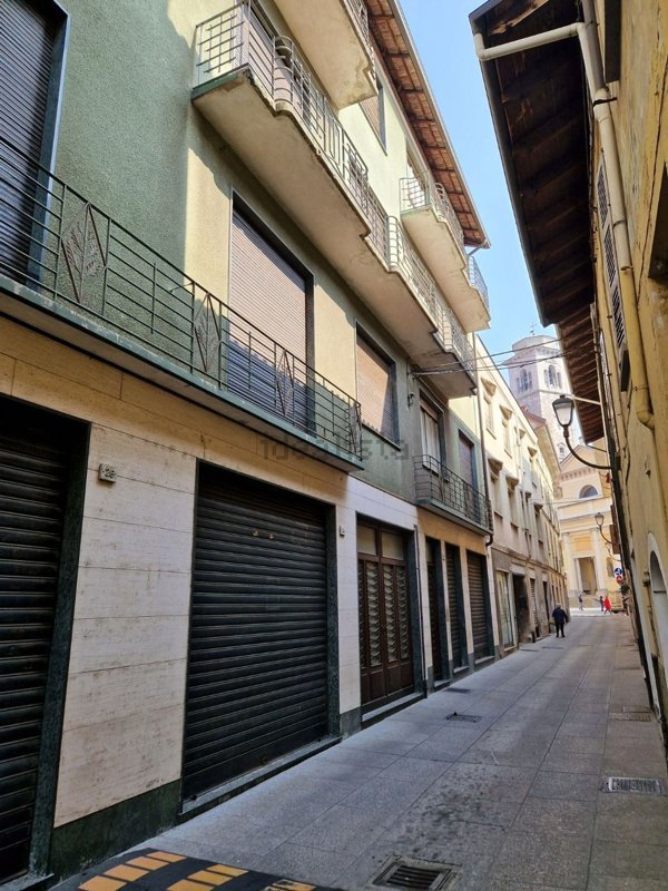 appartamento in vendita a Borgosesia