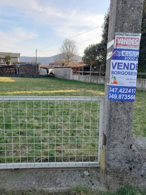 terreno edificabile in vendita a Borgosesia