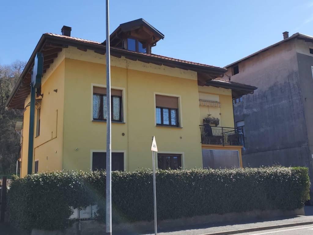 appartamento in vendita a Borgosesia
