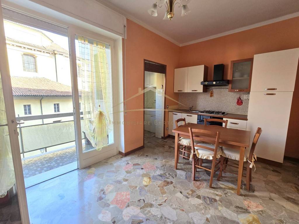 appartamento in vendita a Borgosesia