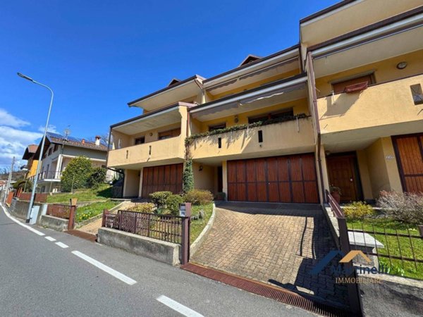 casa indipendente in vendita a Borgosesia