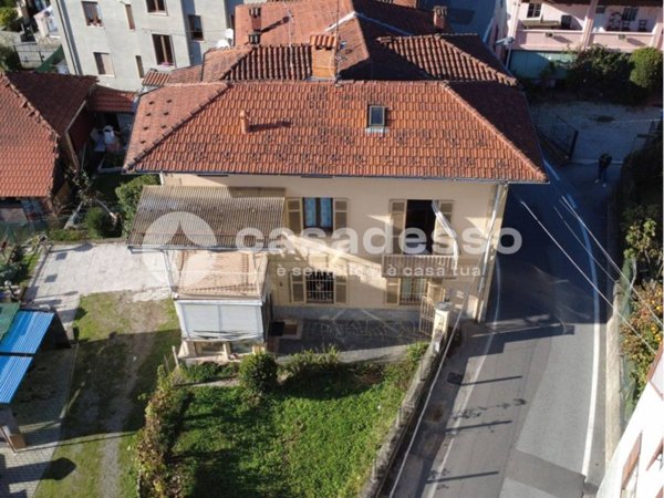 casa indipendente in vendita a Borgosesia