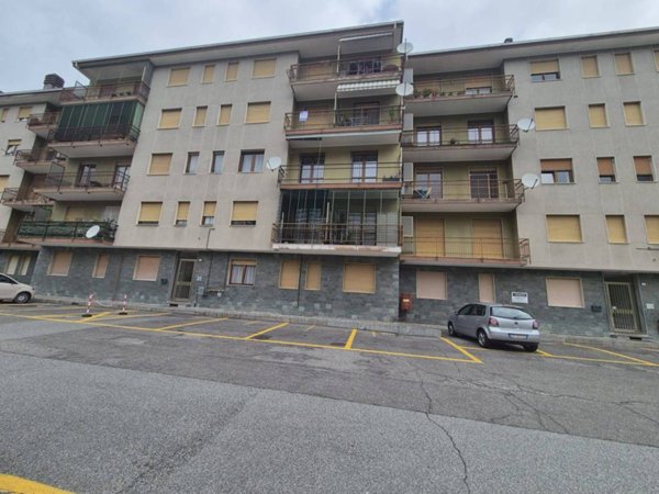 appartamento in vendita a Borgosesia