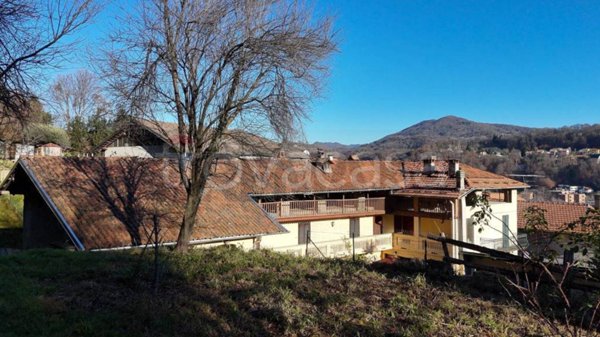 casa indipendente in vendita a Borgosesia