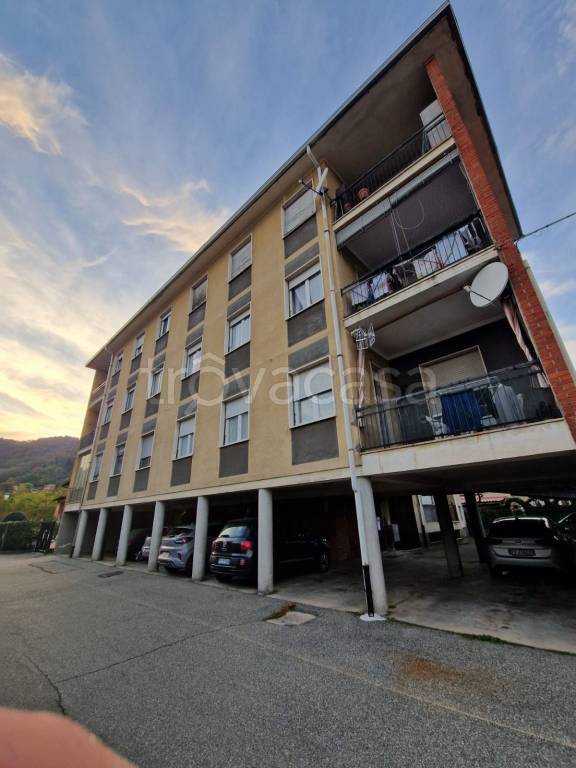 appartamento in vendita a Borgosesia