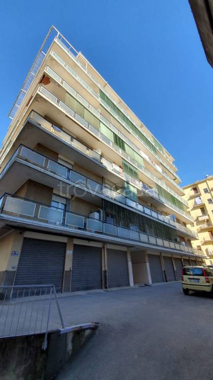 appartamento in vendita a Borgosesia