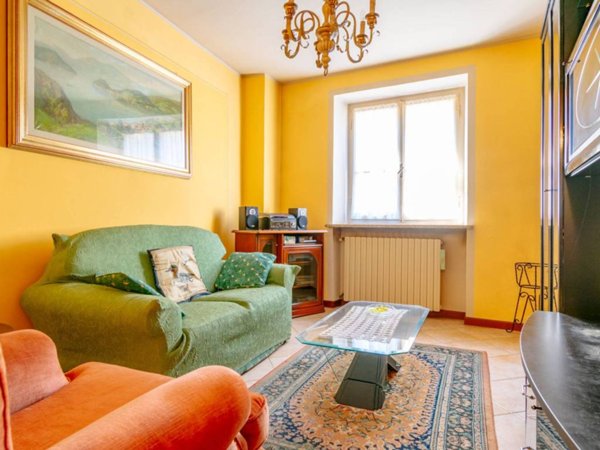 casa indipendente in vendita a Borgosesia