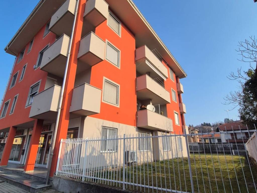 appartamento in vendita a Borgosesia