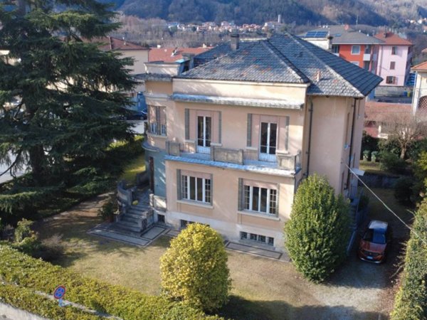casa indipendente in vendita a Borgosesia