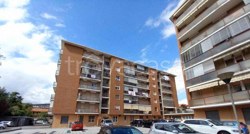 appartamento in vendita a Borgosesia