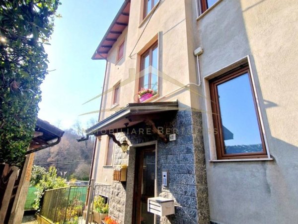 appartamento in vendita a Borgosesia