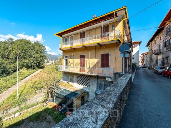 appartamento in vendita a Borgosesia