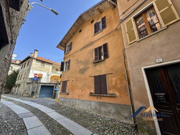 casa indipendente in vendita a Borgosesia
