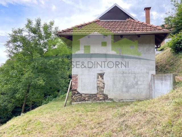 casa indipendente in vendita a Borgosesia