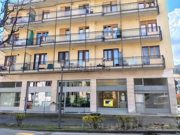 locale commerciale in vendita a Borgosesia