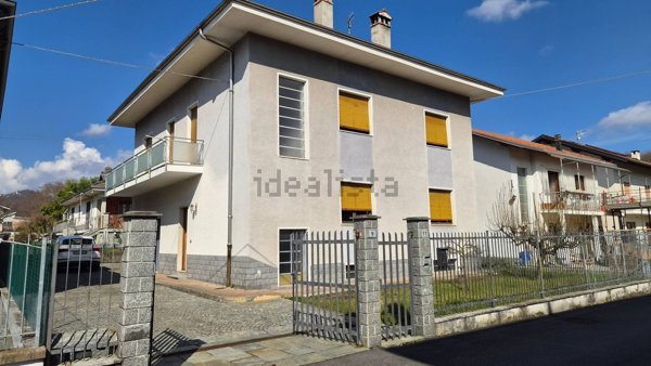 appartamento in vendita a Borgosesia