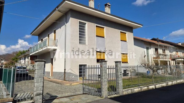 appartamento in vendita a Borgosesia