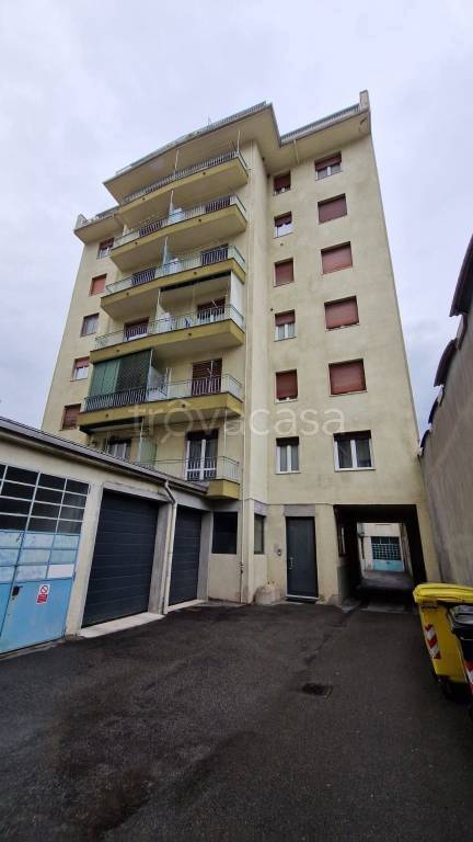 appartamento in vendita a Borgosesia
