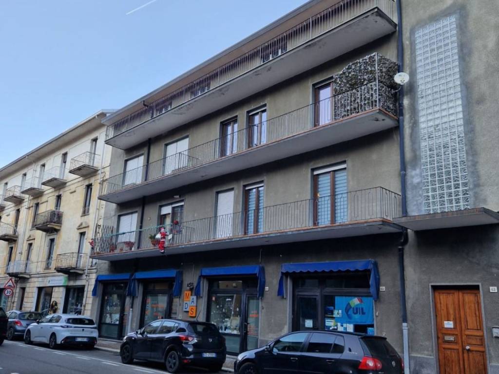 casa indipendente in vendita a Borgosesia