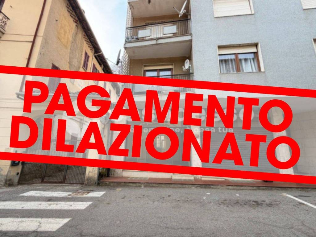 negozio in vendita a Borgosesia
