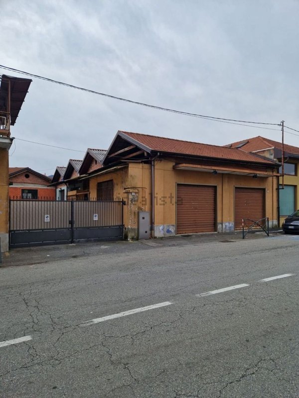 ufficio in vendita a Borgosesia