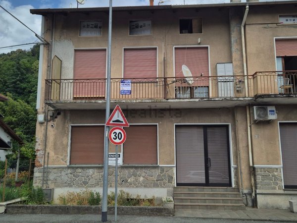 appartamento in vendita a Borgosesia