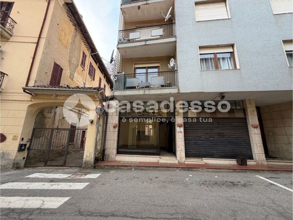 ufficio in vendita a Borgosesia