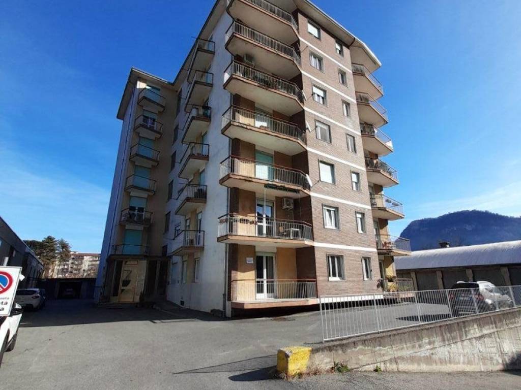 appartamento in vendita a Borgosesia