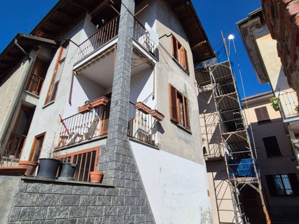appartamento in vendita a Borgosesia