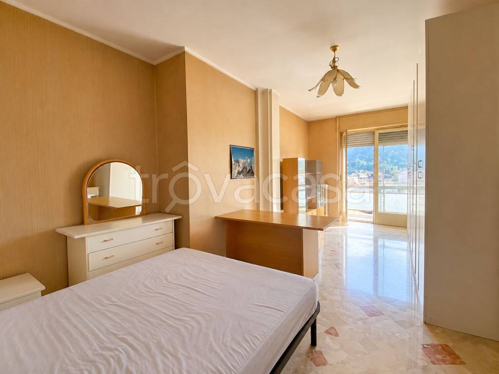 appartamento in vendita a Borgosesia