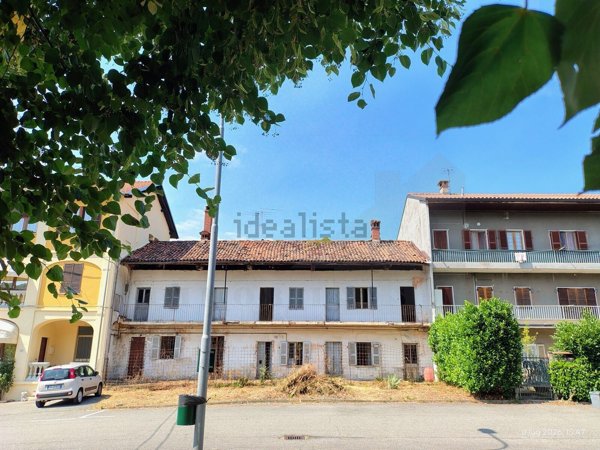 casa indipendente in vendita a Borgosesia