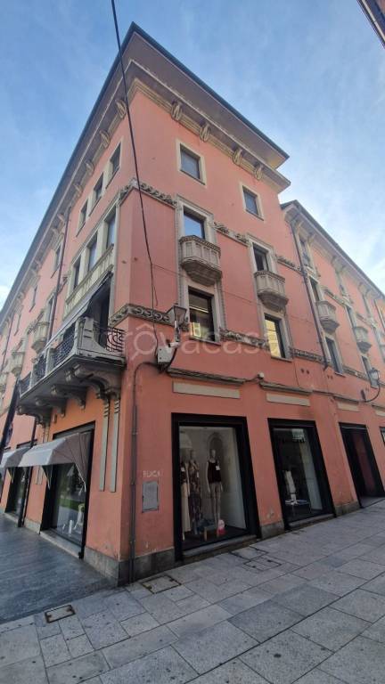 appartamento in vendita a Borgosesia
