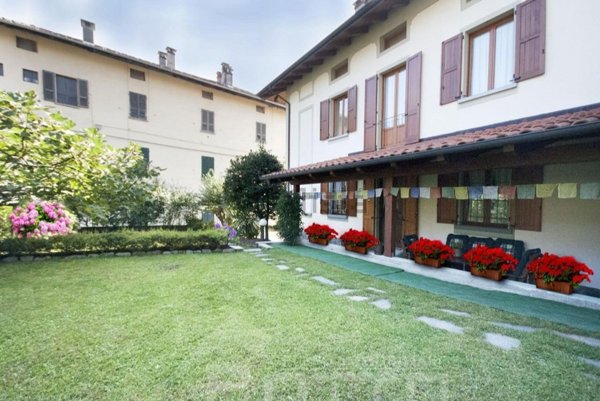 casa indipendente in vendita a Borgosesia
