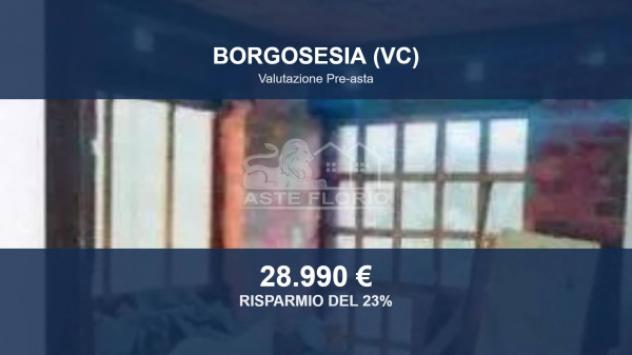 negozio in vendita a Borgosesia