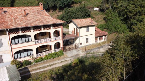 casa indipendente in vendita a Borgosesia