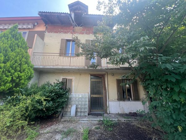 casa indipendente in vendita a Borgo Vercelli