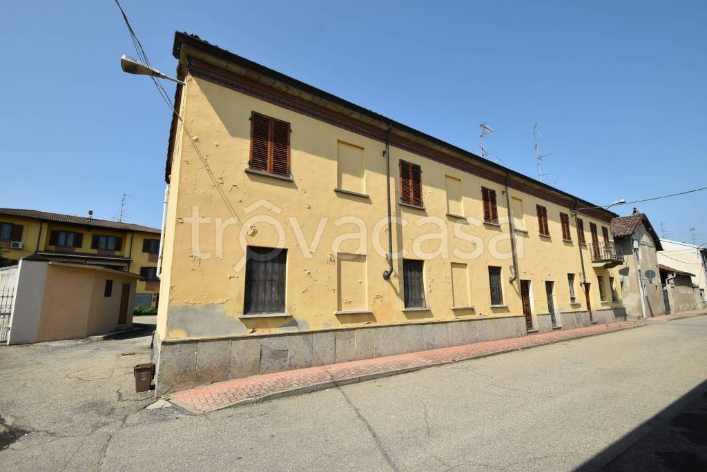 casa indipendente in vendita a Borgo Vercelli