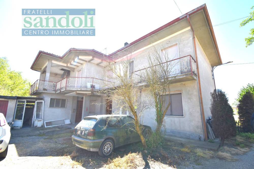 casa indipendente in vendita a Borgo Vercelli