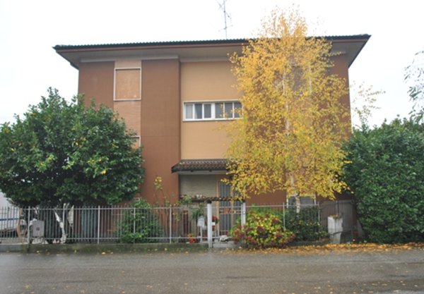 casa indipendente in vendita a Borgo Vercelli