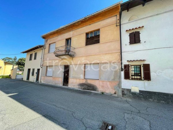 casa indipendente in vendita a Borgo Vercelli