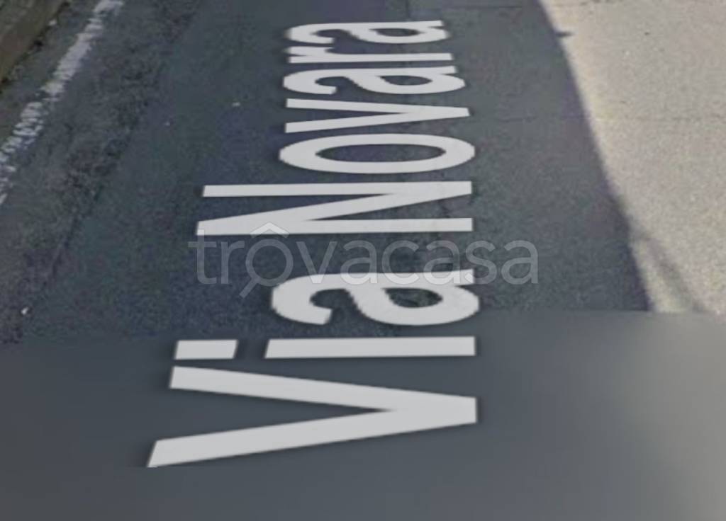 locale commerciale in vendita a Borgo Vercelli