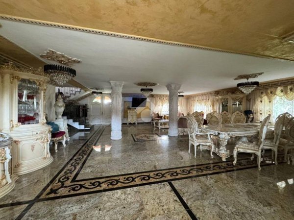 casa indipendente in vendita a Borgo Vercelli