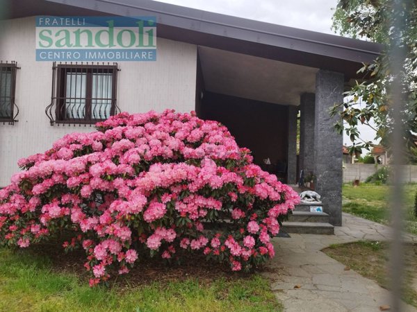 casa indipendente in vendita a Borgo Vercelli