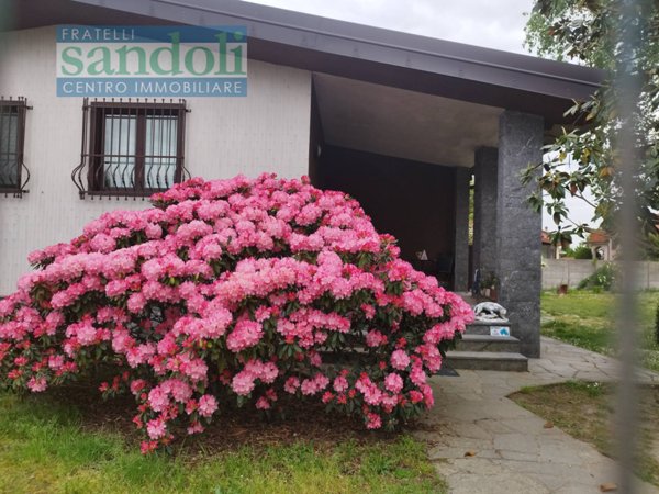 casa indipendente in vendita a Borgo Vercelli